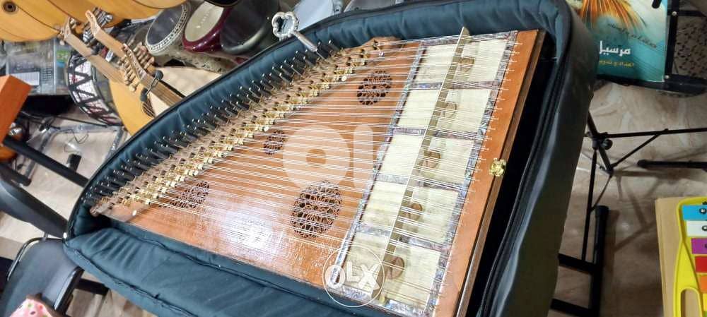 قانون مع شنطه مبطنه 1