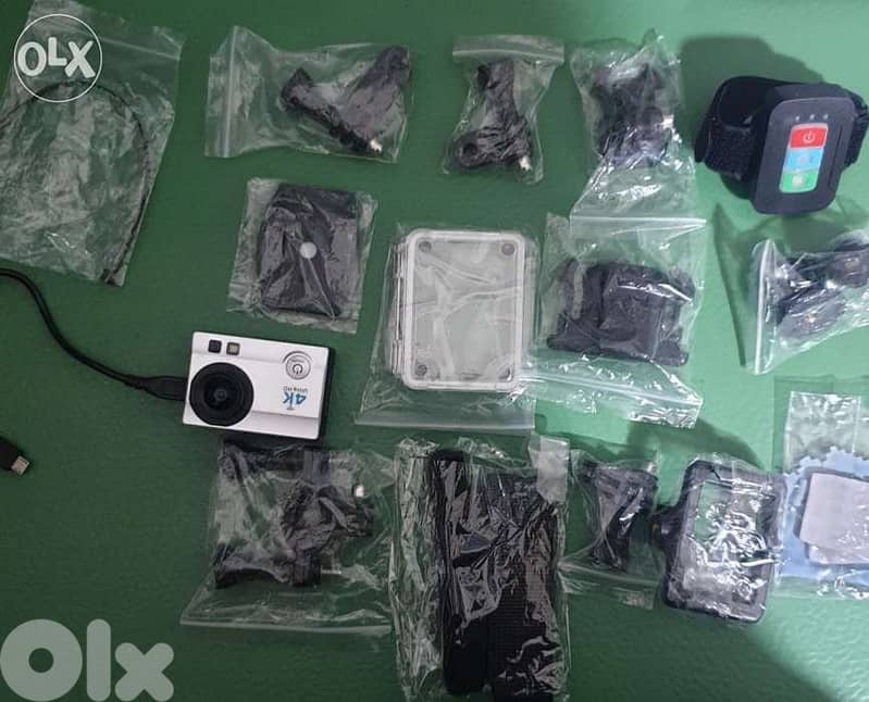 New Underwater and extreme sports camera 20 m 4