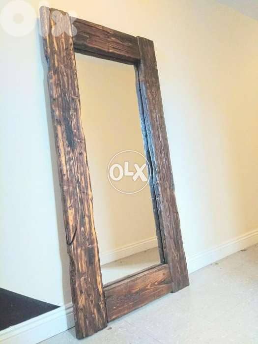Large rustic thick wood mirror مرتية سميك شكل قديم 0