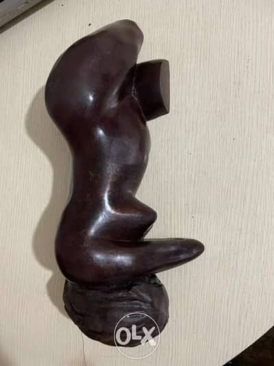 تمثال برونز