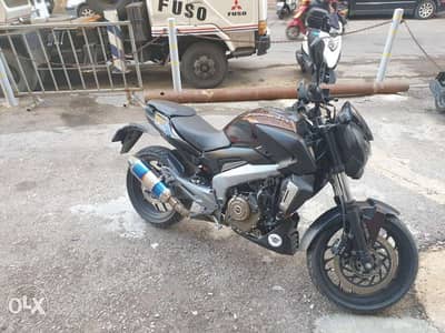 Bullet Bajaj Dominar 400