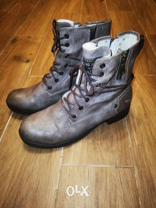 leather boots 2