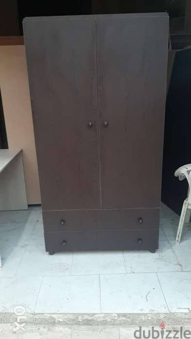 خزانة حجم كبير