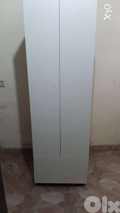 خزانة درفتين