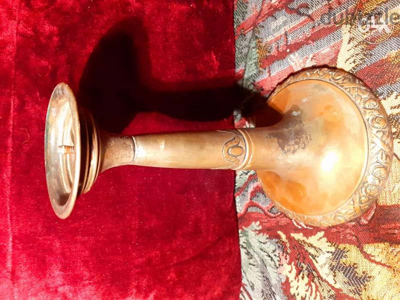 شمعدان نحاس انتيك 0