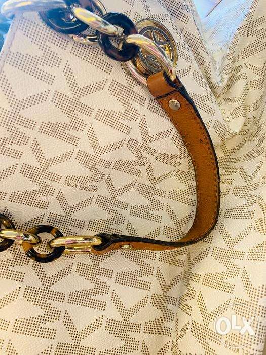 MK Handbag 4