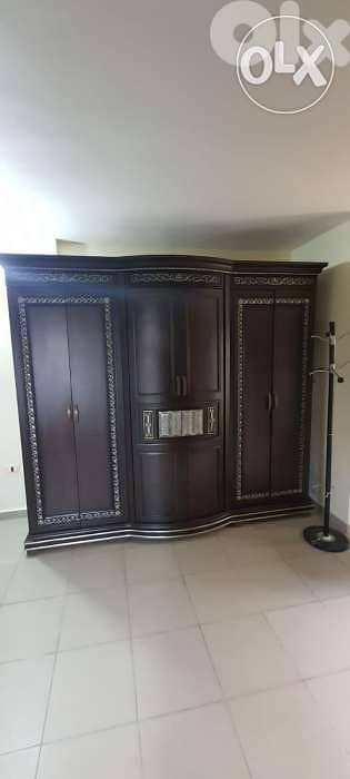 غرفة نوم مجوز ملكية مستعملة بحالة جديدة