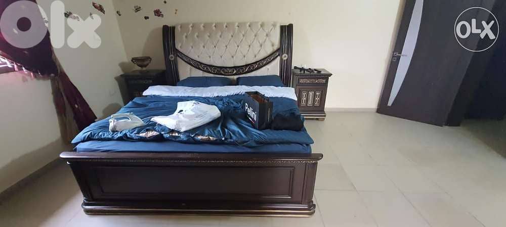 غرفة نوم مجوز ملكية مستعملة بحالة جديدة 1