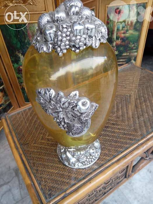 مزهرية زجاج مطعمة رازين 0