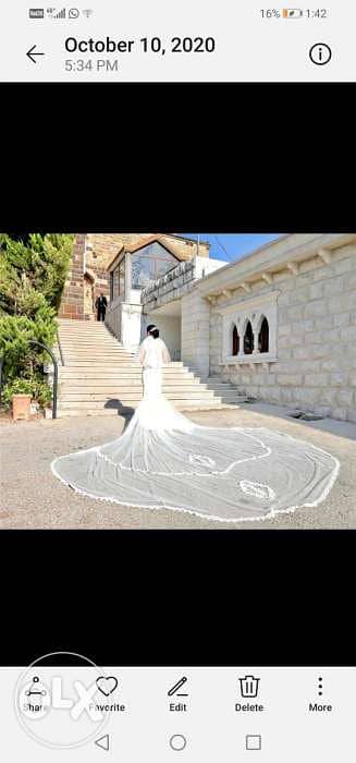 Wedding dress