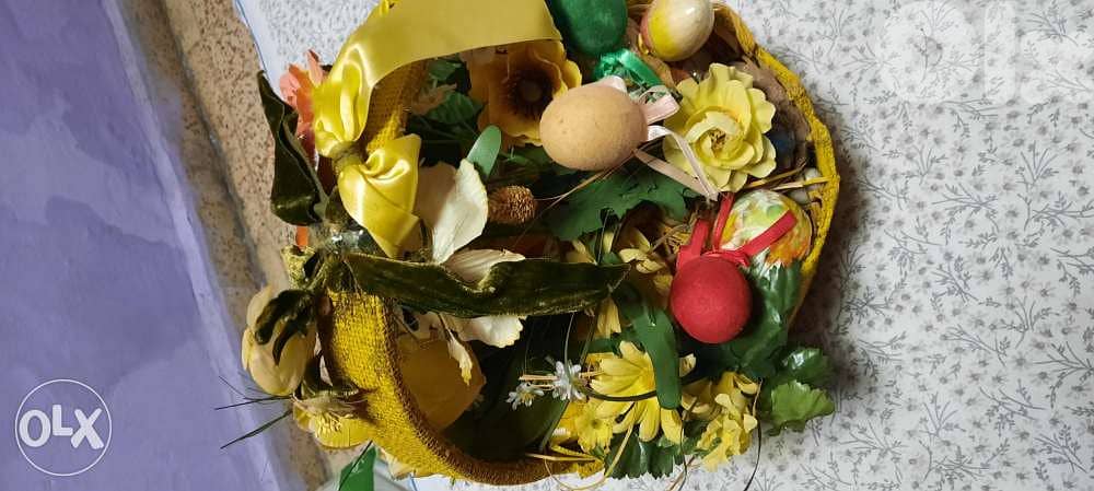 Beautiful decorated Easter basket 2