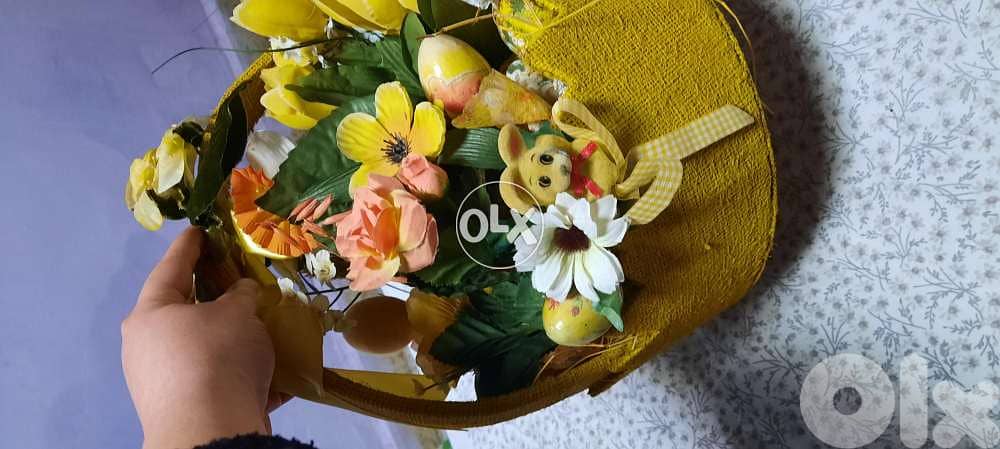 Beautiful decorated Easter basket 4
