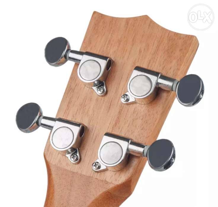 ukulele concert 23 inches اوكلله حجم وسط 4