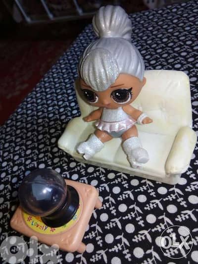 LOL MGA FISH TRAINER ROOM style +Living SOFA +Table +Aquarium, all=13$