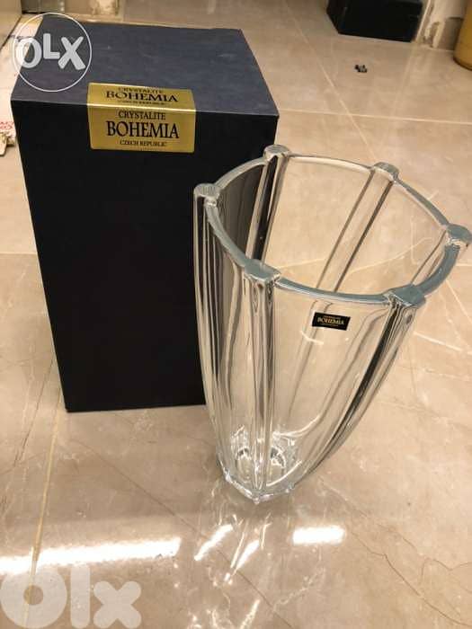 home decoration,BOHEMIA,crystal, vase for flower or chocolat 1
