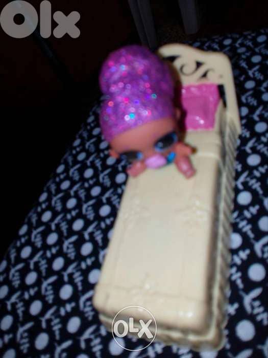 KINDER GARTEN LOL 5 small figurines toys +Sitter doll +beds+Egg+pcs=40 3