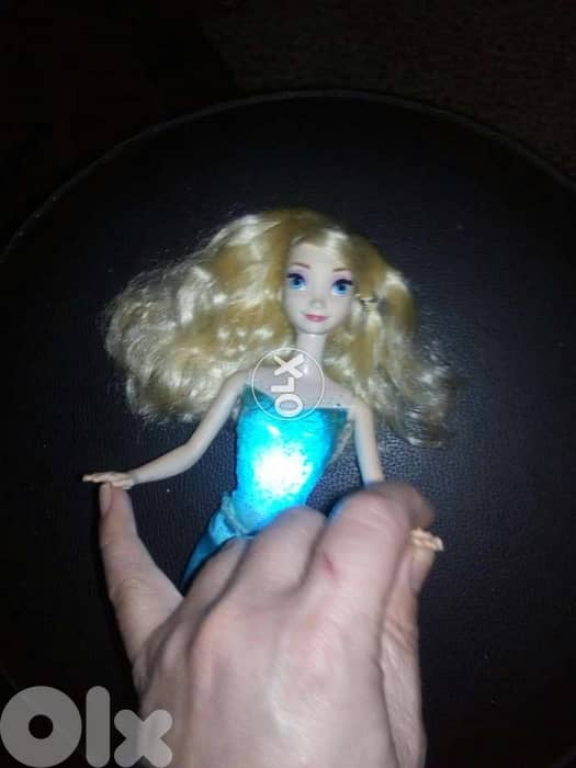 Queen ELSA MUSICAL LIGHT MAGIC Mechanism FROZEN melody Disney doll=18$ 6