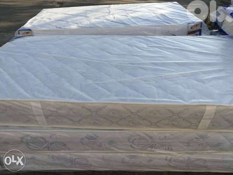 فرشات للبيع Mattress for sale 0
