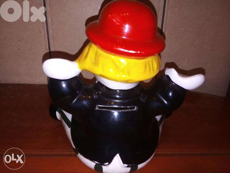 porcelain clown shape money keeper 1