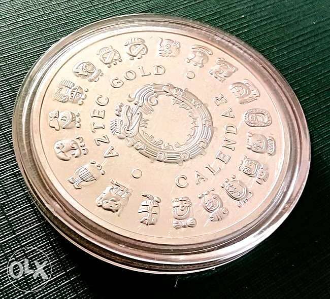 Mayan Aztec Mexico sun calendar silver color souvenir in capsule 1