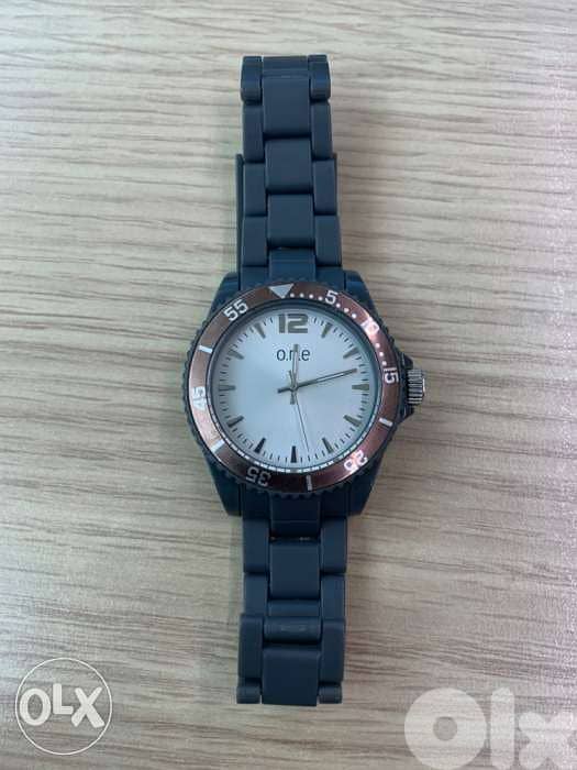 One Men’s Watch 0