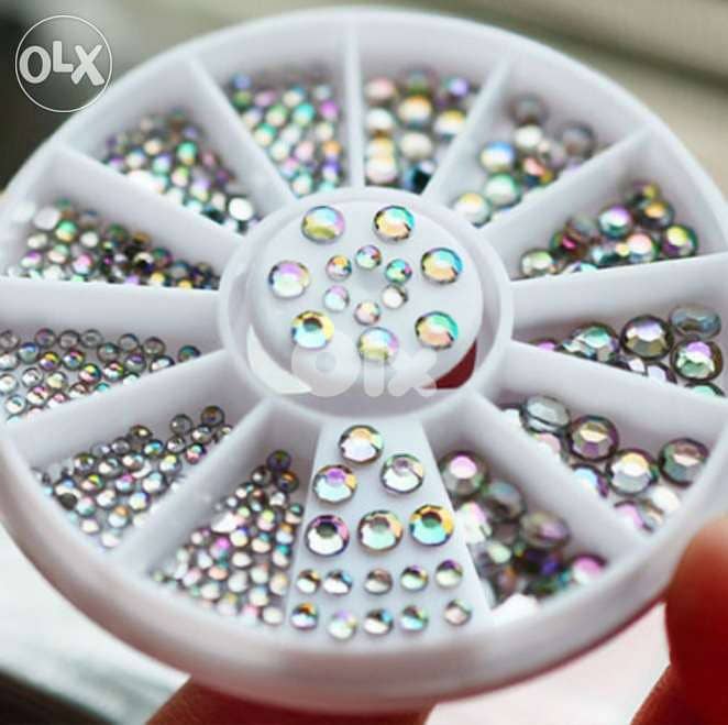 Gorgeous manicure and pedicure decoration box 1