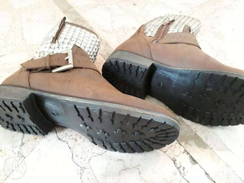 botine size 37. imported USA 1