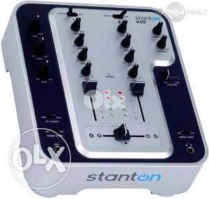 DJ mixer 1