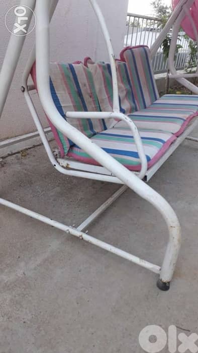 مرجوحه للحديقه. 3