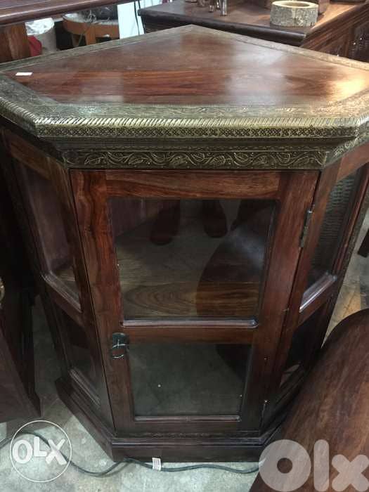 a solid copperwood corner 0