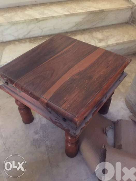 solid wood table 0