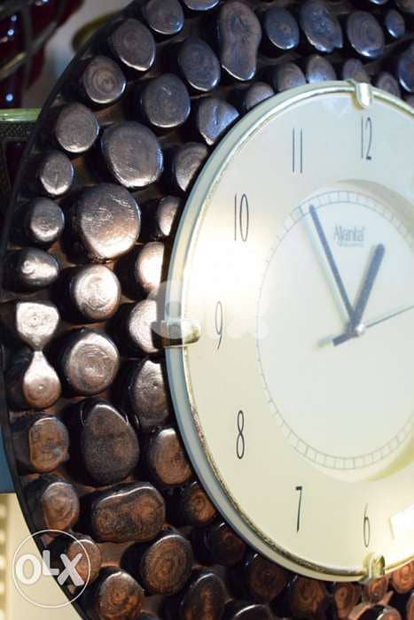 wooden clock handmade 1