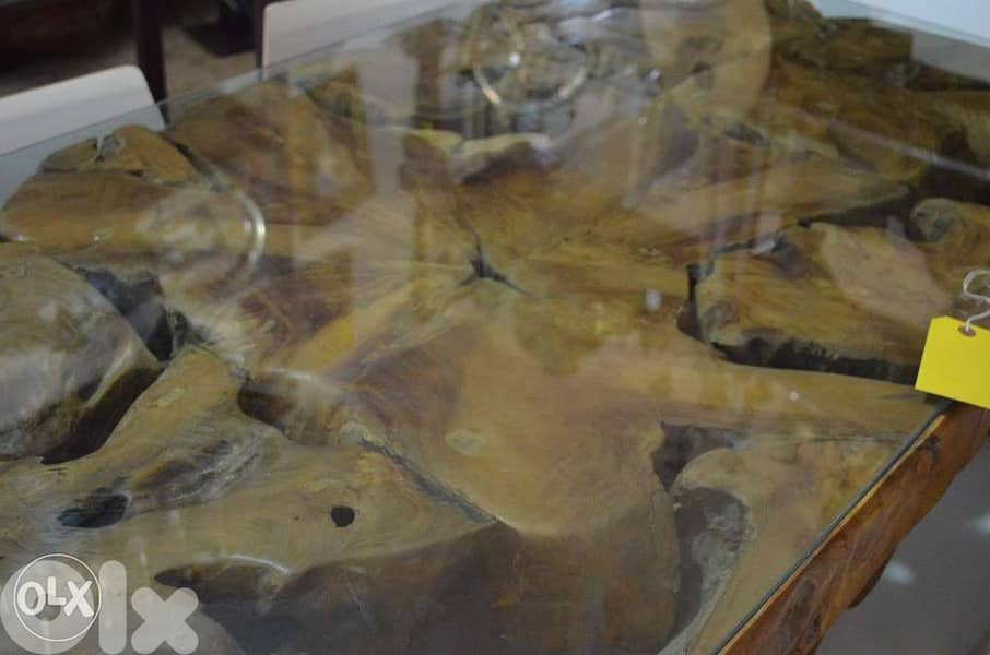 engraved table solid wood with 8 white chairs 4