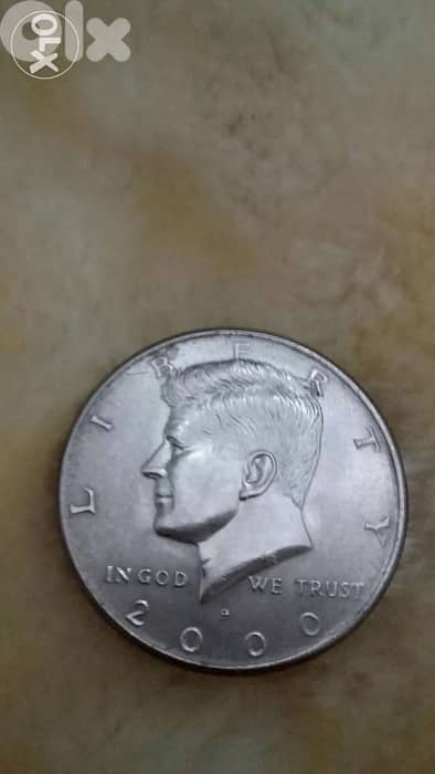 Half USA Dollar Uncirculated Kennedy Memorial year 2000 0