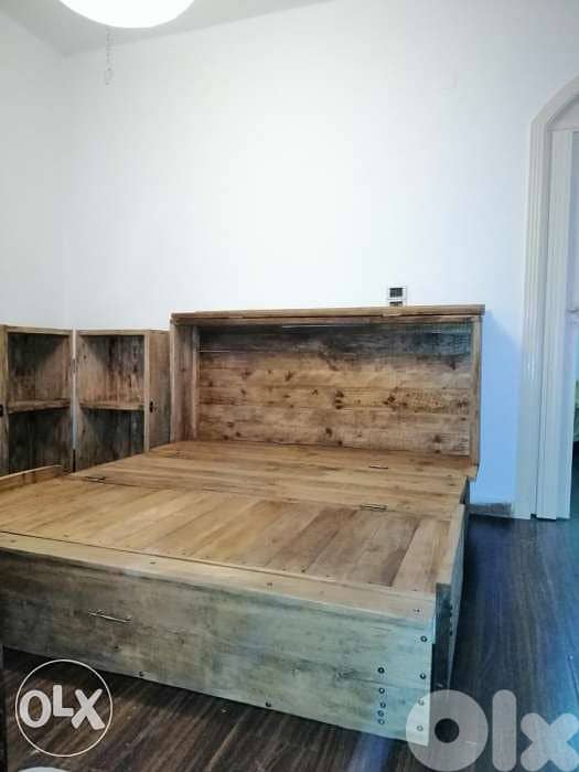 Old closet wood bed queen size تخت مجوز خزانة دريسوار شكل قديم 3