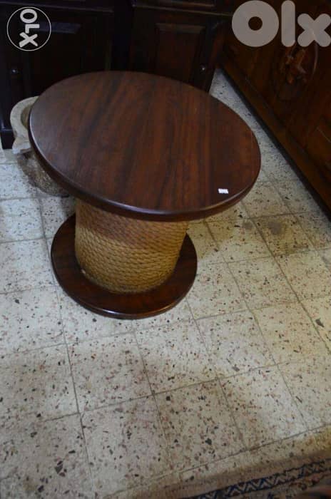 table wood engraved 1