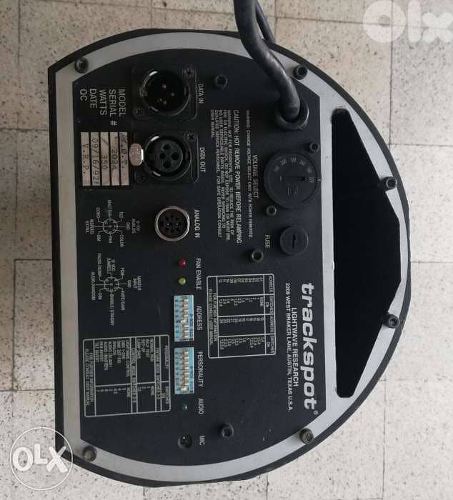 Pack of 3 Universal Trackspots. 2