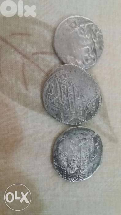 Mamlueki & Ayoubi Silver Three coins ثلاثة عملات فضة مملوكي و ايوبي 1