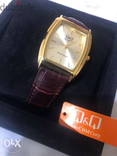 للبيع ساعة يابانية جديدة