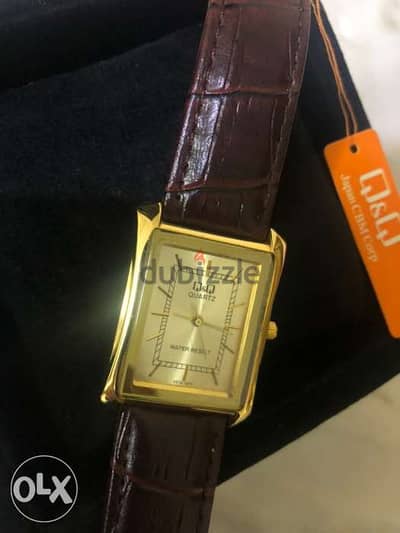 للبيع ساعة أصلية