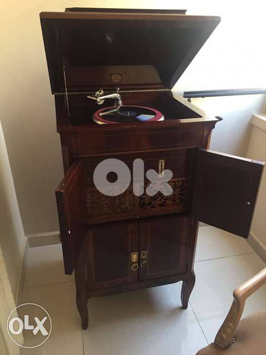 phonograph 650$ 2