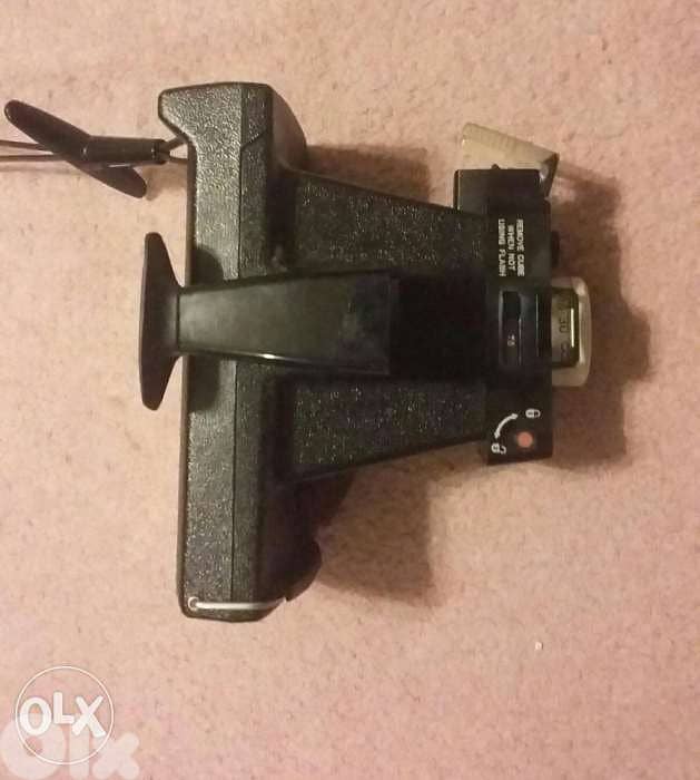 كاميرا polaroid قديمة 0