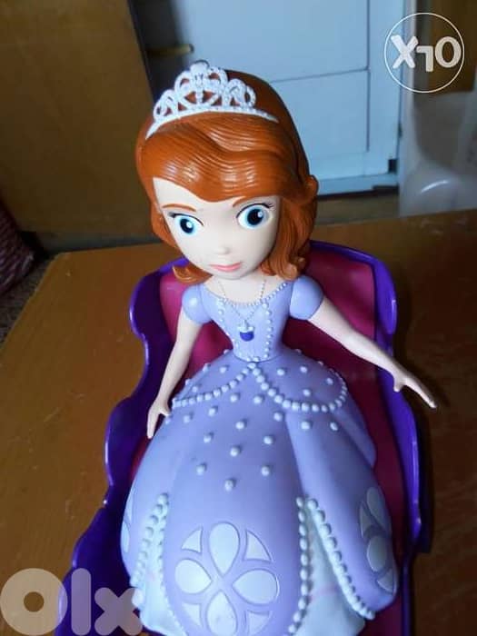 SOFIA THE FIRST IN CARRIAGE SET:Disney figurine doll+Horse+carriage=22 2