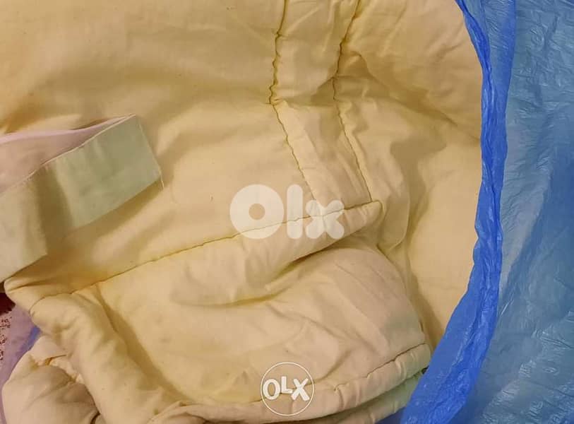 Baby bed length120cm width63cm with mattress and blanket 3