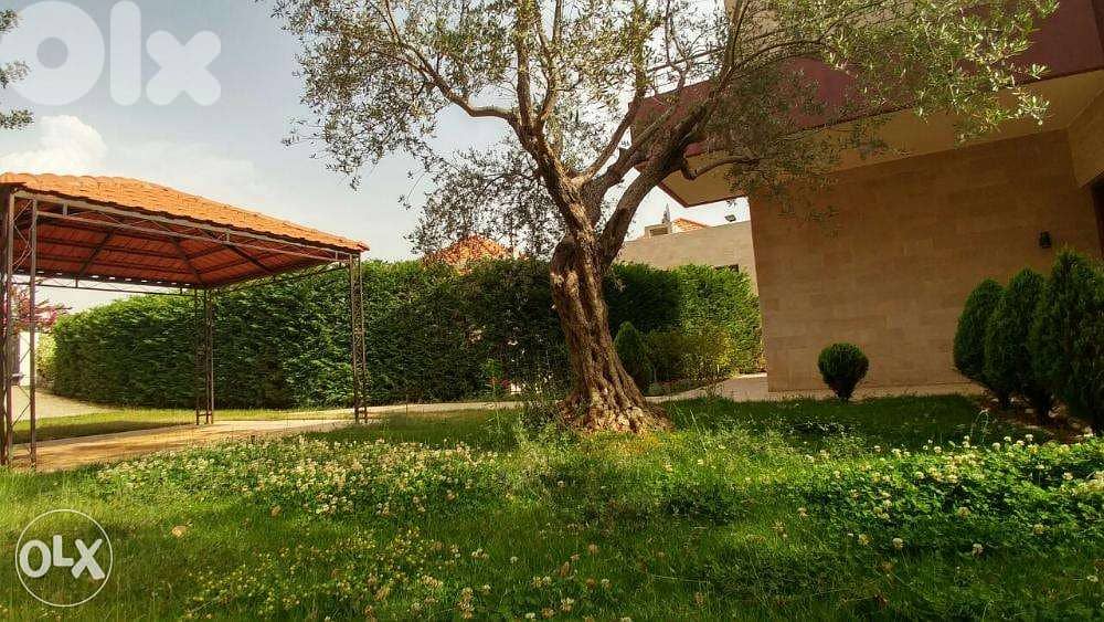 Ajaltoun 400m2 villa + 300m2 gardens - upgraded - catch 0