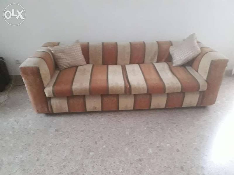 Dining room 4 chairs 3