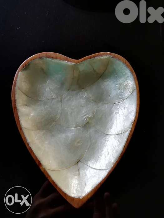 Vintage Capiz and wood appetizer dishes 3