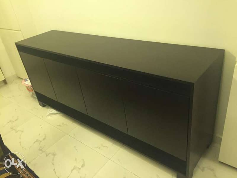 Dining room set (8 chairs) + cabinet 2