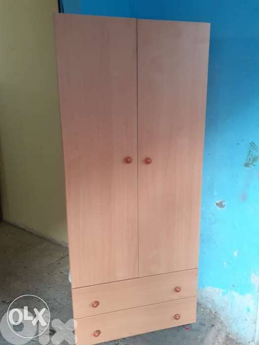 خزانة درفتين حجم صغير 2