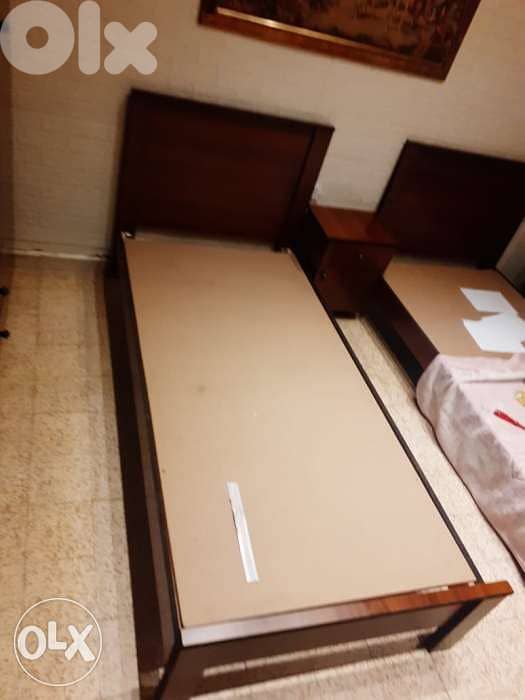 تخت مفرد ٩٦ سم 0